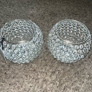 Crystal ball candle holder/flowers centerpiece